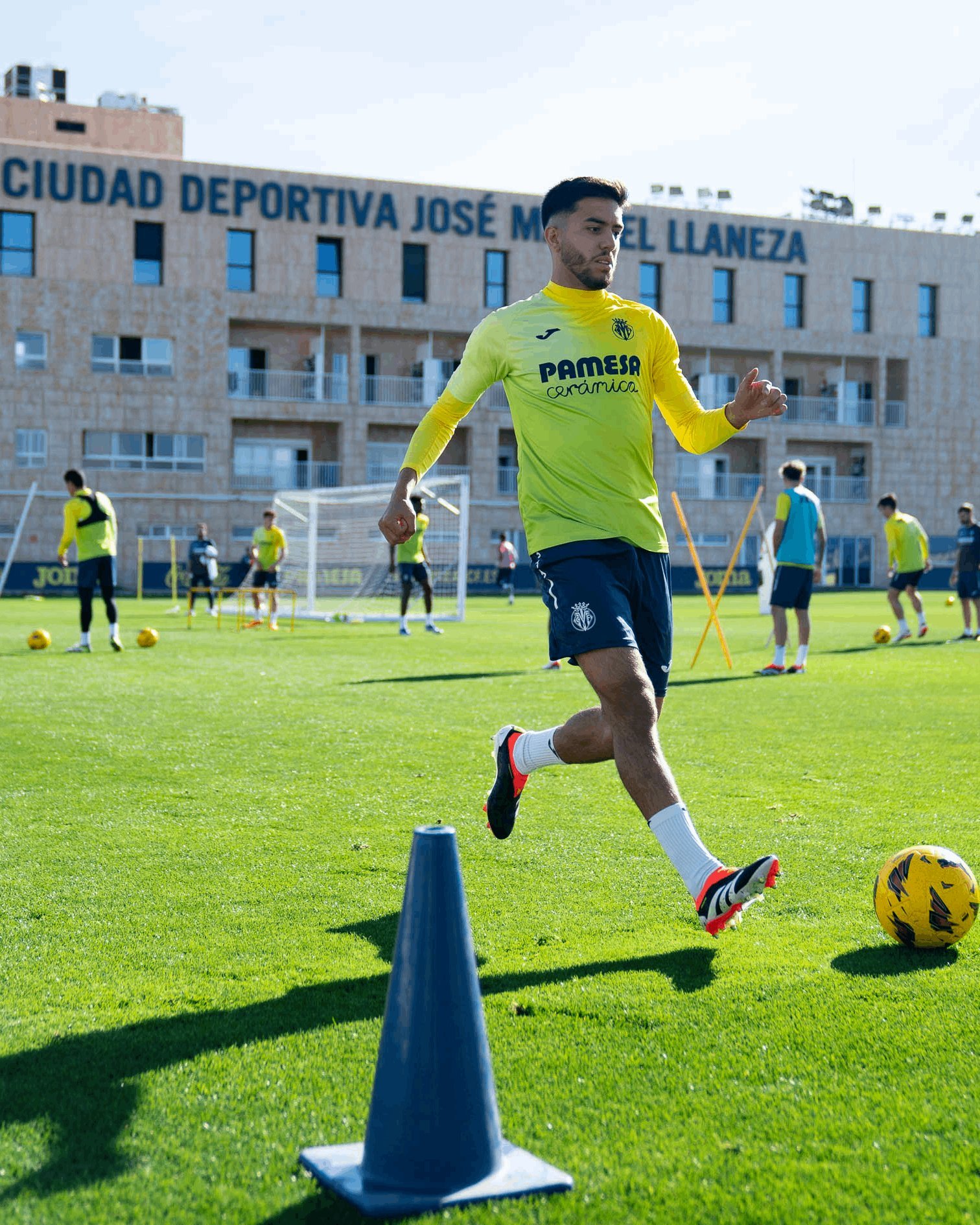 Previa BarcelonaVillarreal más que tres puntos en juego