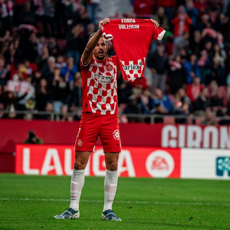 Stuani celebrando su tanto en el Girona 4-3 Leganés, con dedicatoria especial a los afectados por la DANA. 