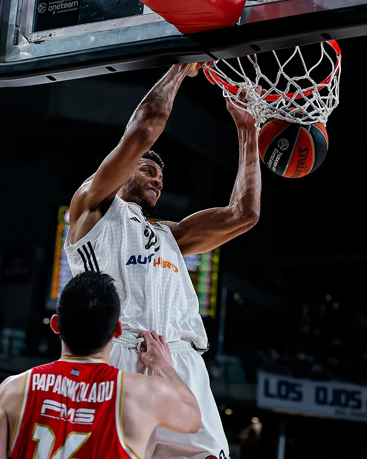 Real Madrid 80- 72 Olympiacos: el Madrid gana el tercero y sueña con la ...