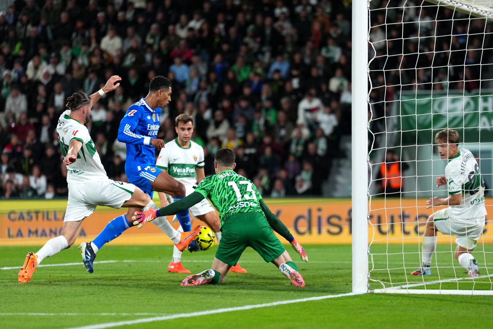 Elche 2 2 Real Madrid El Madrid Sigue Sin Levantar Cabeza Y Empata elche-2-2-real-madrid-el-madrid-sigue-sin-levantar-cabeza-y-empata